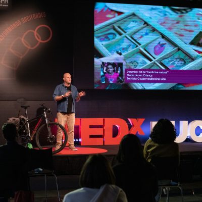 TEDx Speaker PUCPR 2021